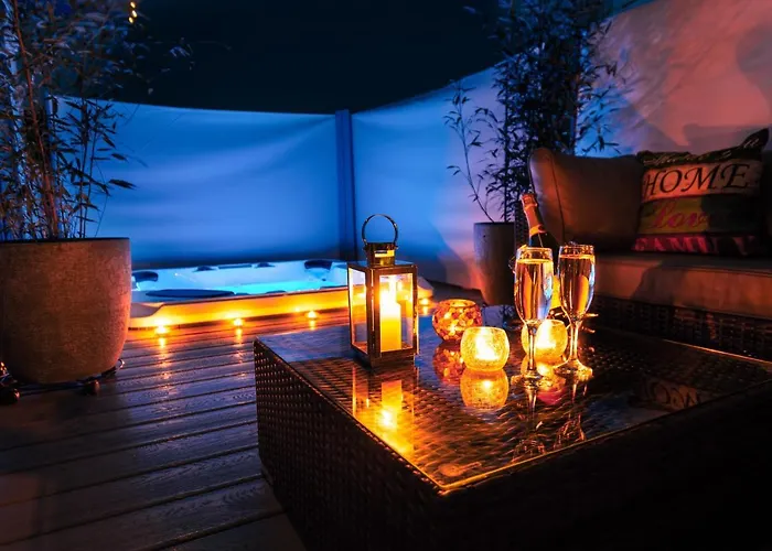 Bluebell Lodge With Hot Tub
